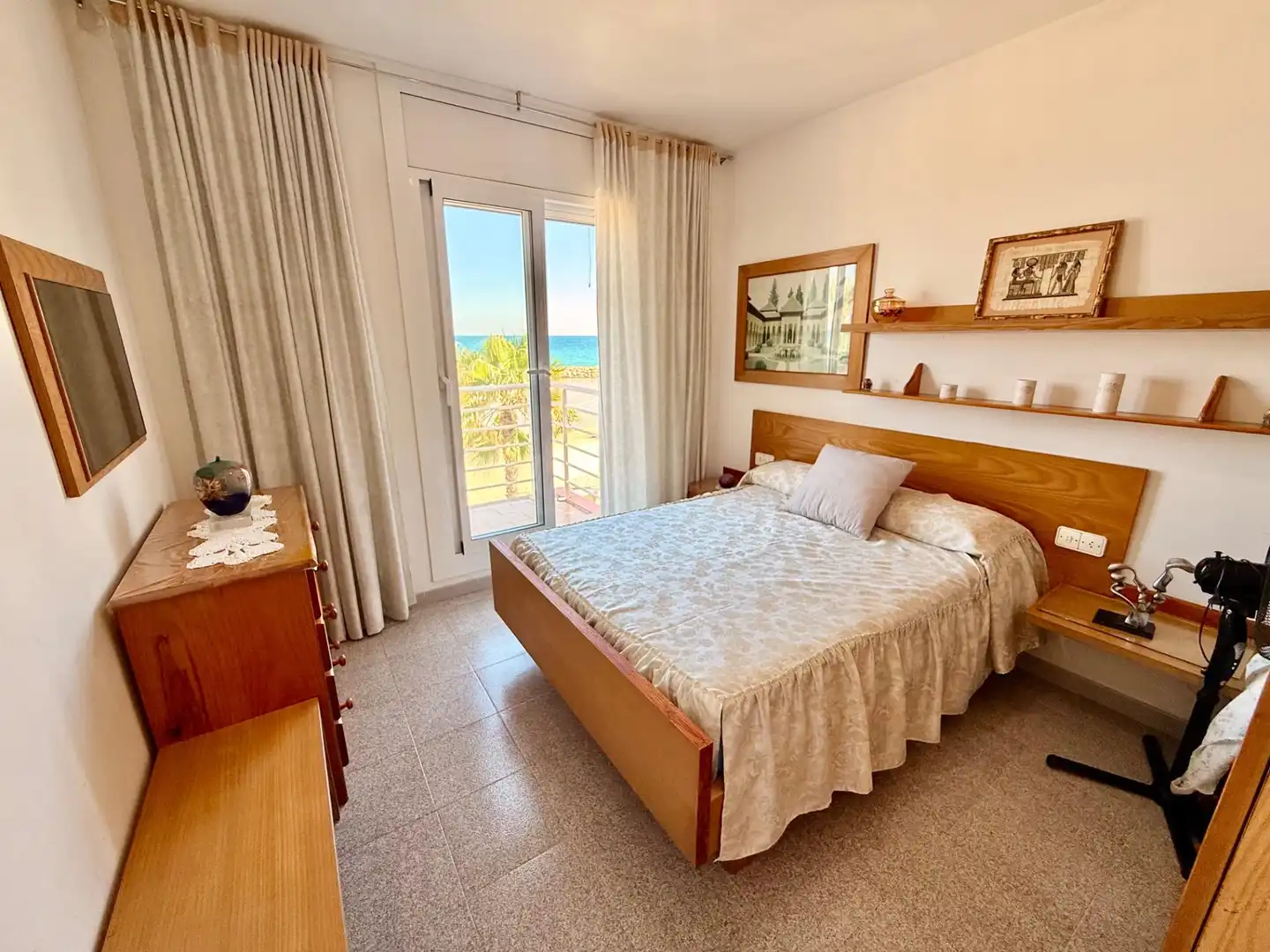 Habitación de Casa adosada en venta en Prat de Vilanova
