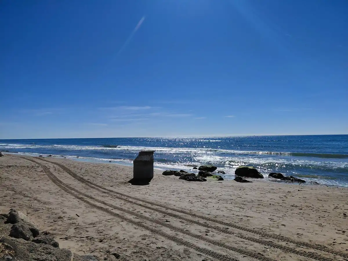 Vista exterior de Ático en venta en Marbella con Terraza, Trastero y Piscina