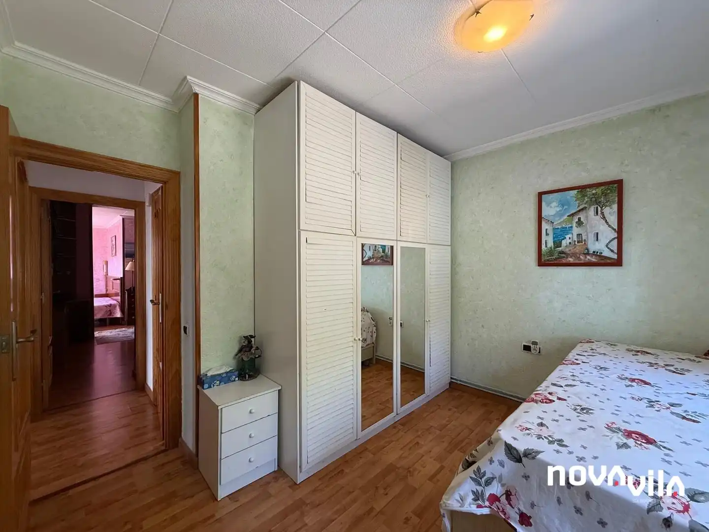 Bedroom of Houses for sale in Pineda de Mar  with Parquet flooring