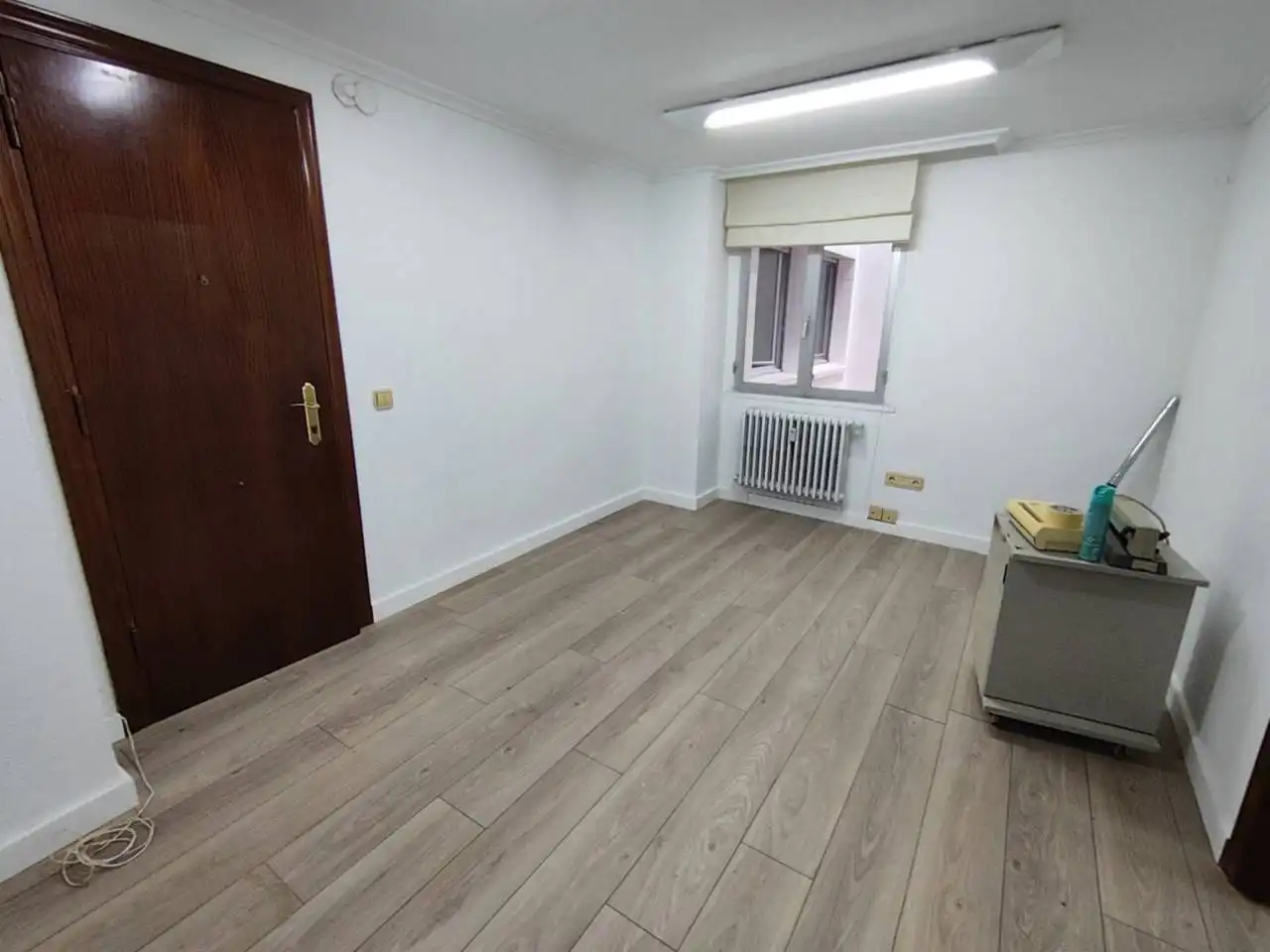 Local comercial en venta en Calle SANTA CLARA, imagen 2