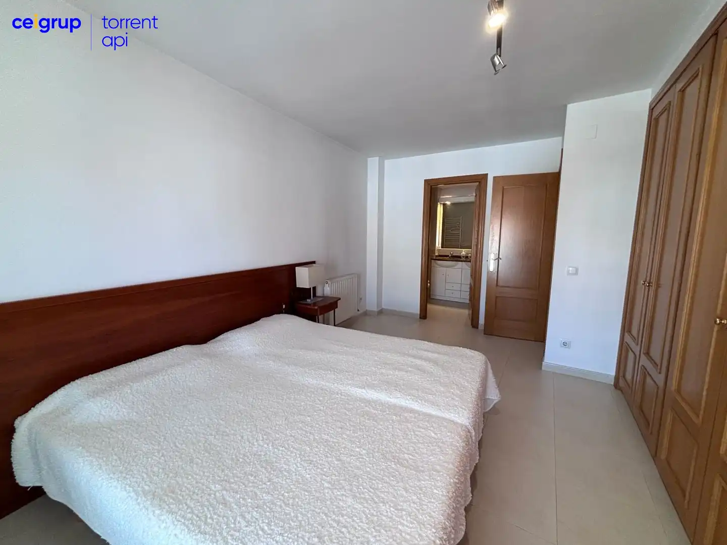 Dormitori de Àtic en venda en L'Escala amb Calefacció i Terrassa