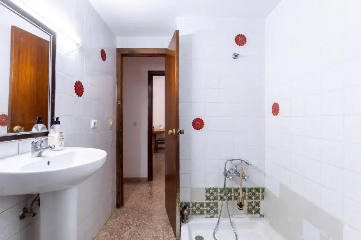 Baño de Planta baja en venta en Museros con Calefacción, Terraza y Balcón