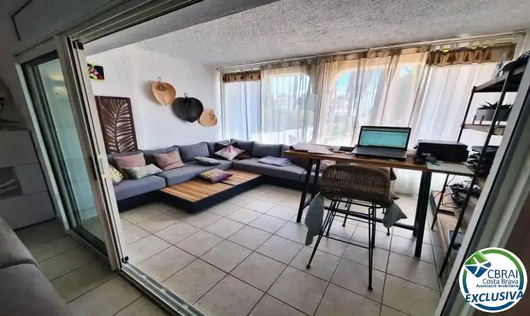 Sala de estar de Casa o chalet en venta en Empuriabrava con Calefacción y Jardín privado