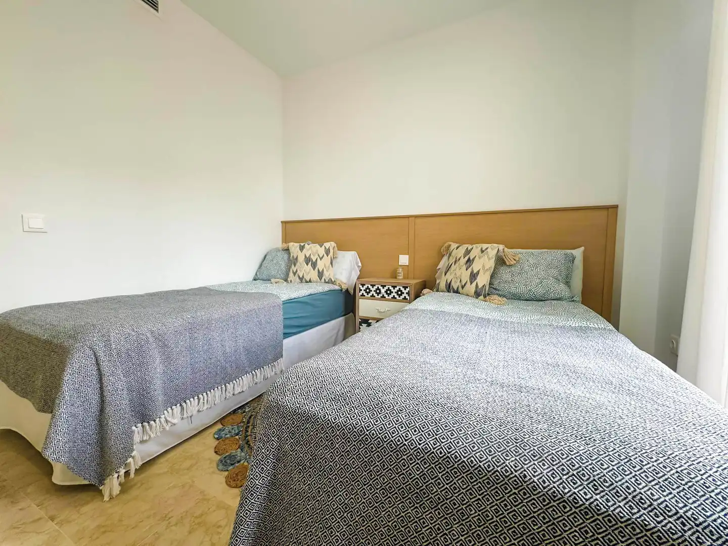 Habitación de Apartamento en venta en Manilva con Aire acondicionado, Calefacción y Terraza