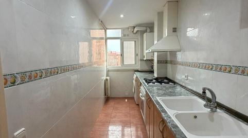 Foto 3 de Piso en venta en Plaça Lledoners, Can Deu, Sabadell