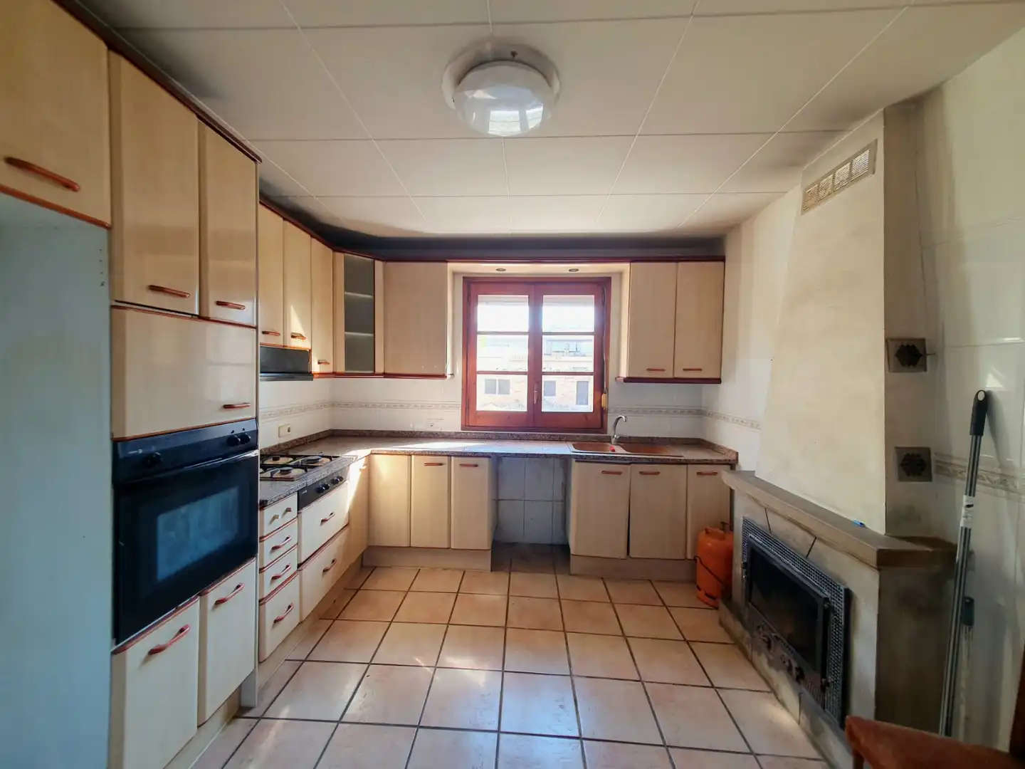 Cocina de Casa adosada en venta en Castellví de la Marca con Jardín privado