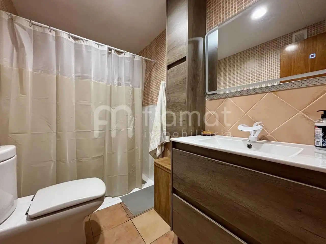 Baño de Piso en venta en Malgrat de Mar con Aire acondicionado
