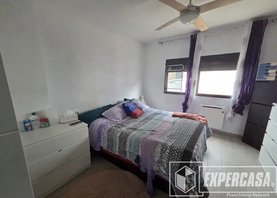 Habitación de Casa adosada en venta en Corbera con Aire acondicionado, Terraza y Trastero
