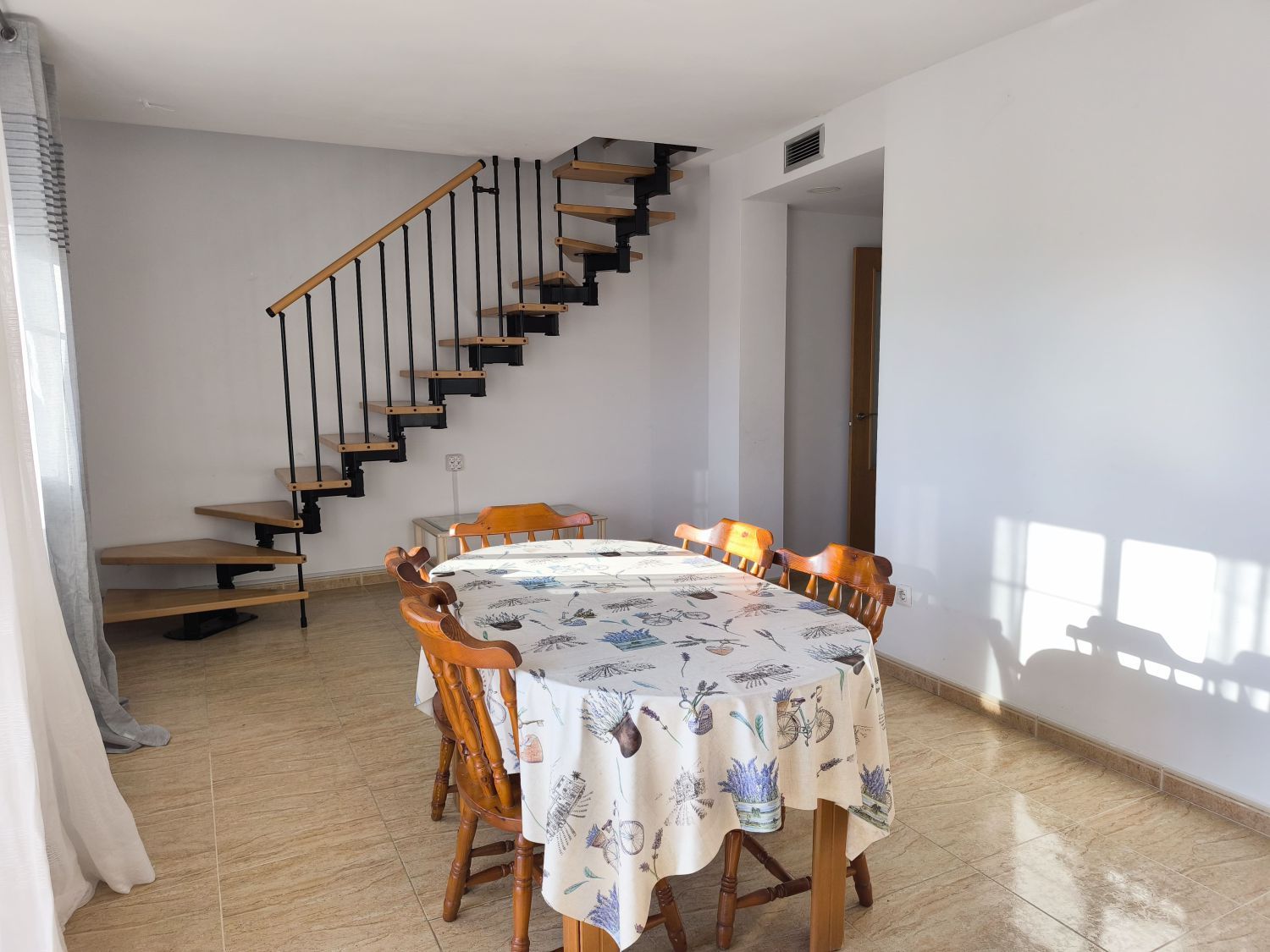 Comedor de Dúplex en venta en Deltebre con Aire acondicionado, Calefacción y Terraza