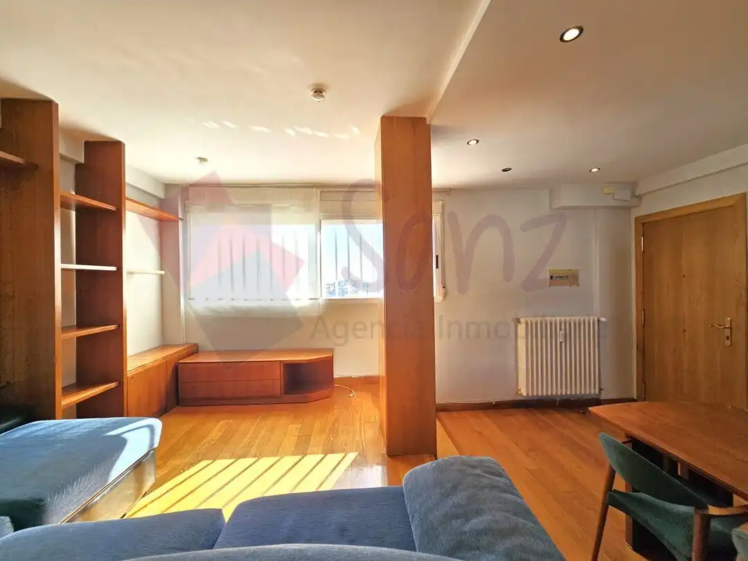 Living room of Flat for sale in  Logroño  with Air Conditioner and Heating
