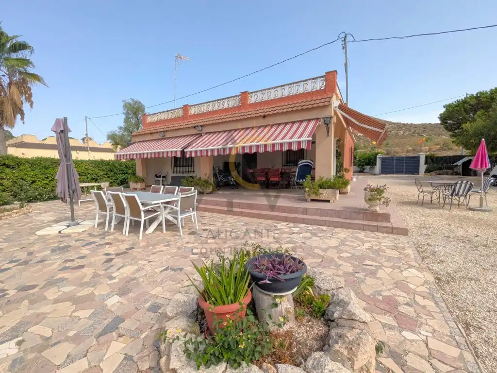 Casa rústica con piscina en venta en Poligono Poligono 44, imagen 4
