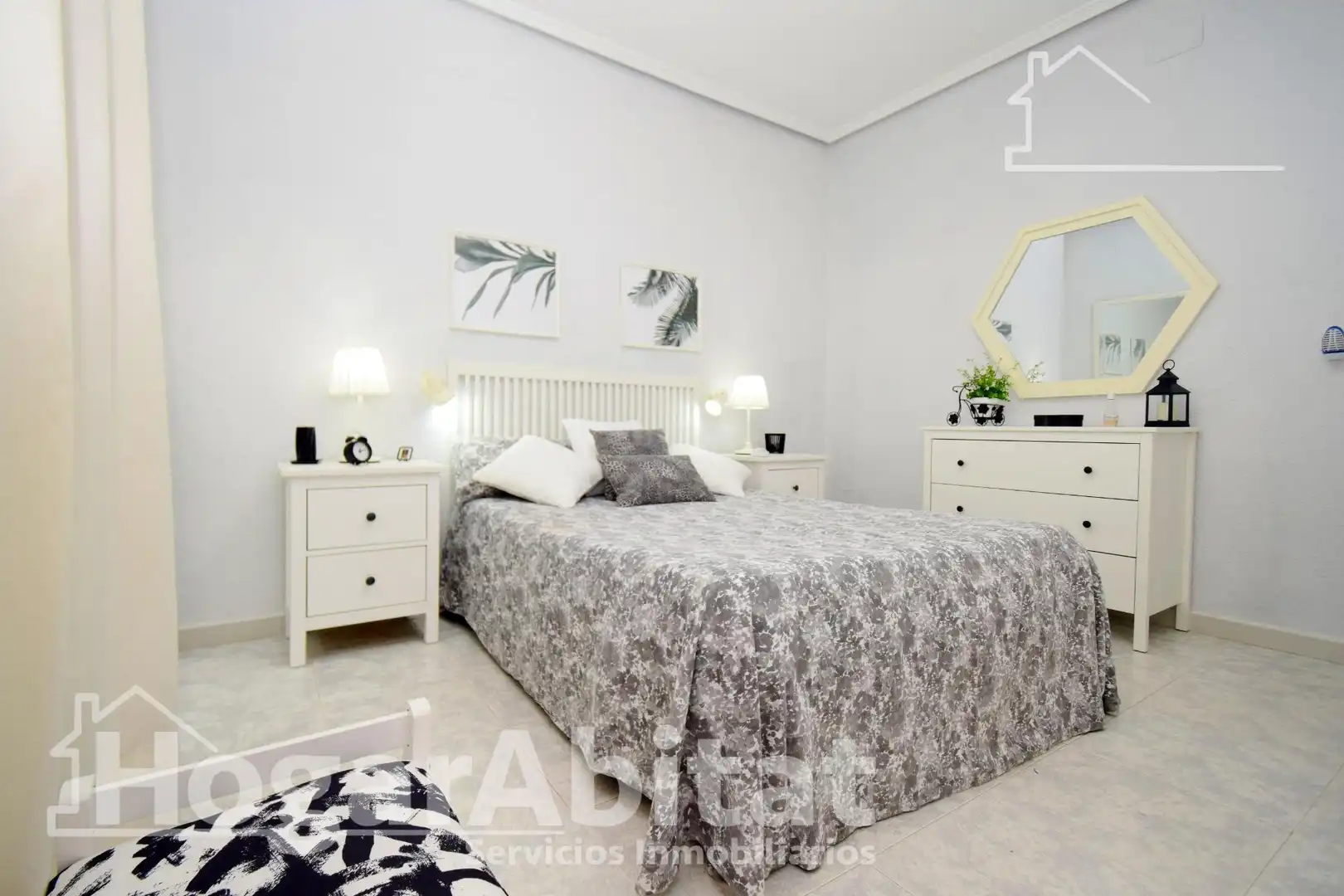 Dormitori de Casa o xalet en venda en Llíria amb Jardí privat, Terrassa i Traster