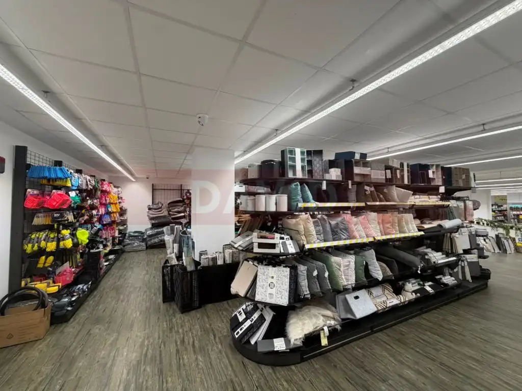 Local comercial en alquiler en Calle Verdi, imagen 8