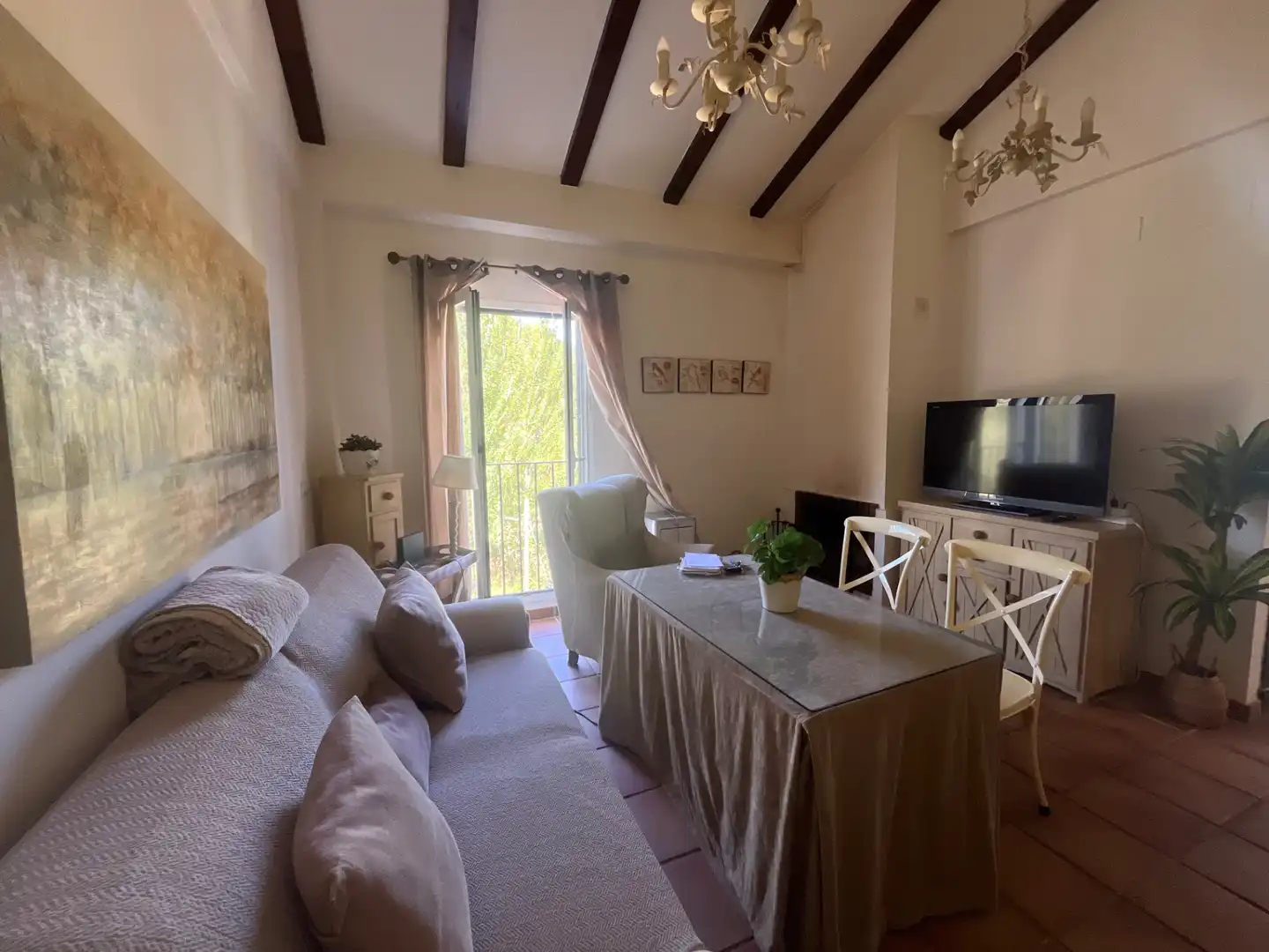 Sala d'estar de Casa adosada en venda en Aracena amb Terrassa i Moblat