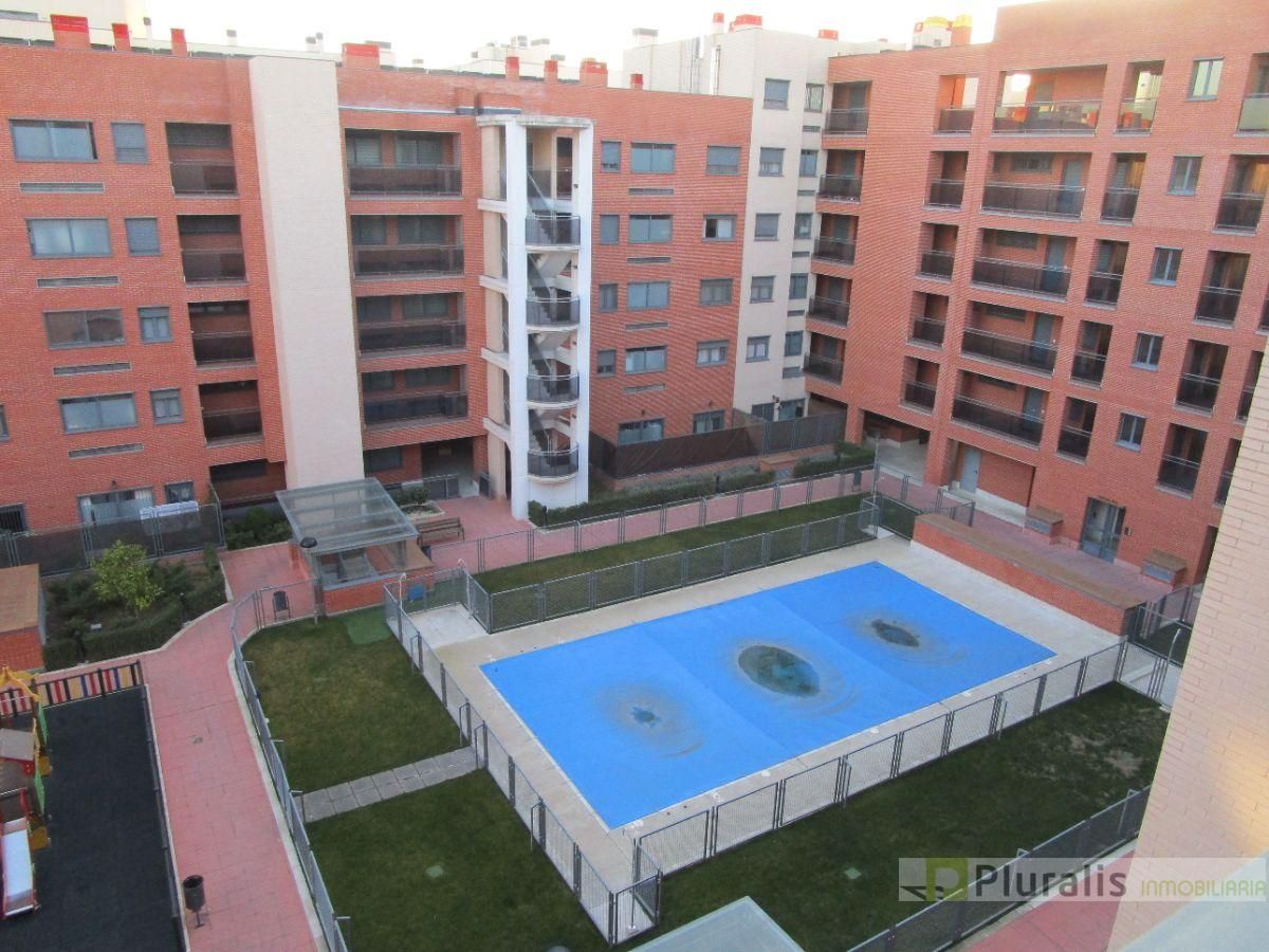 Swimming pool of Flat to rent in Getafe  with Heating, Terrace and Community pool
