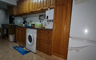 Kitchen of Flat for sale in Alfafar  with Air Conditioner