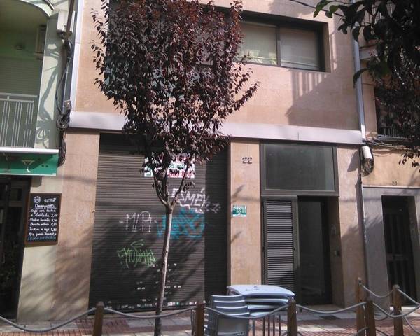 Local comercial en Alquiler en C/ Mossen Jaume Solé en La Gavarra