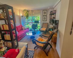 Living room of Flat for sale in  Madrid Capital