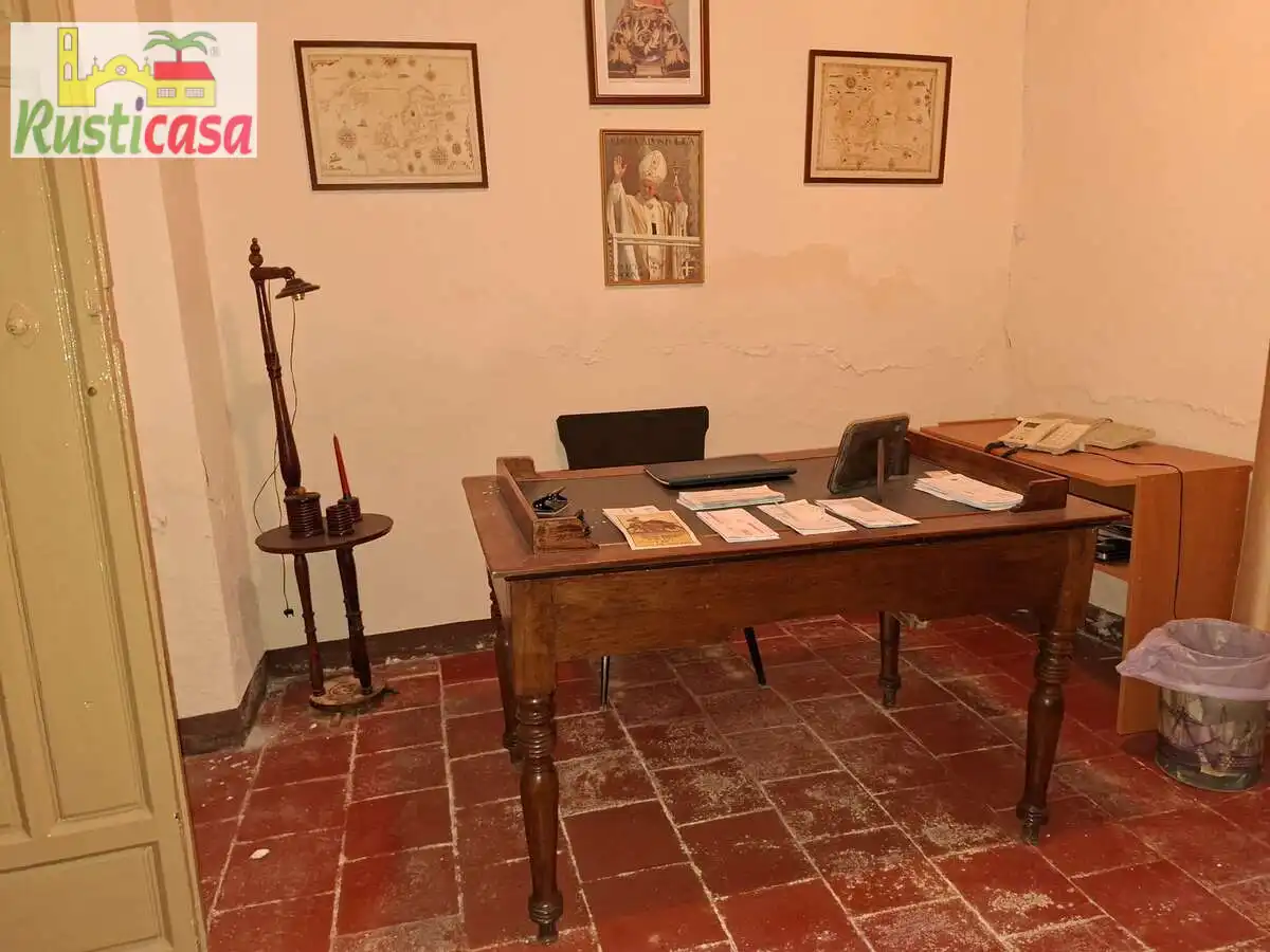 Houses for sale in Bailén  with Terrace, Storage room and Swimming Pool