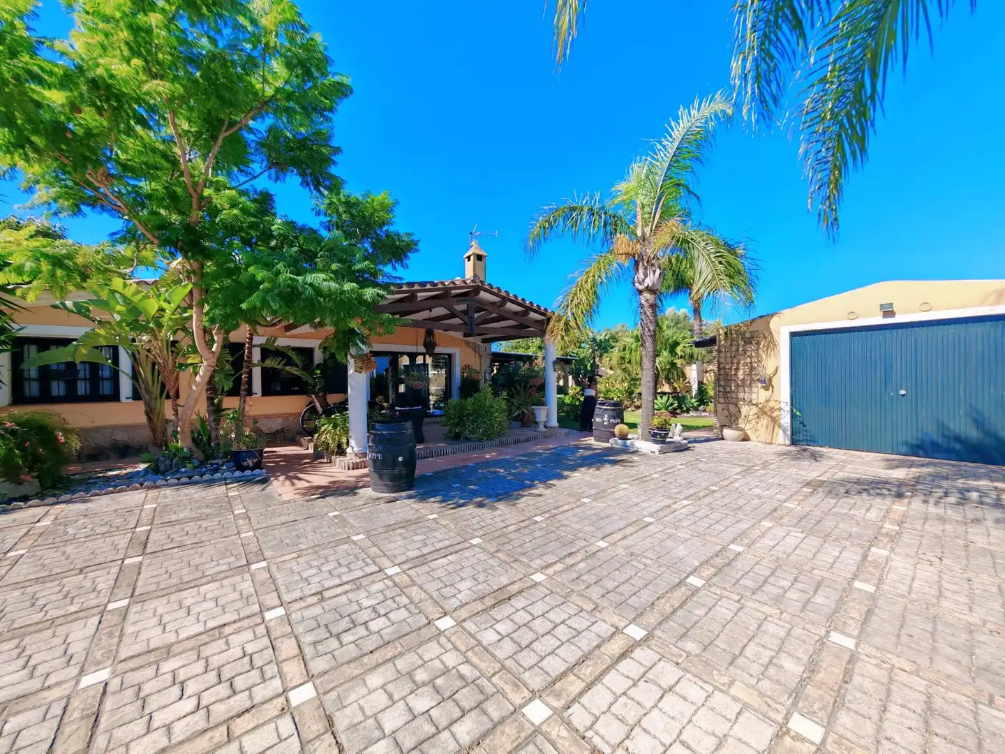 Detached house with pool for sale in Pelagatos - Pago del Humo, imagen 2