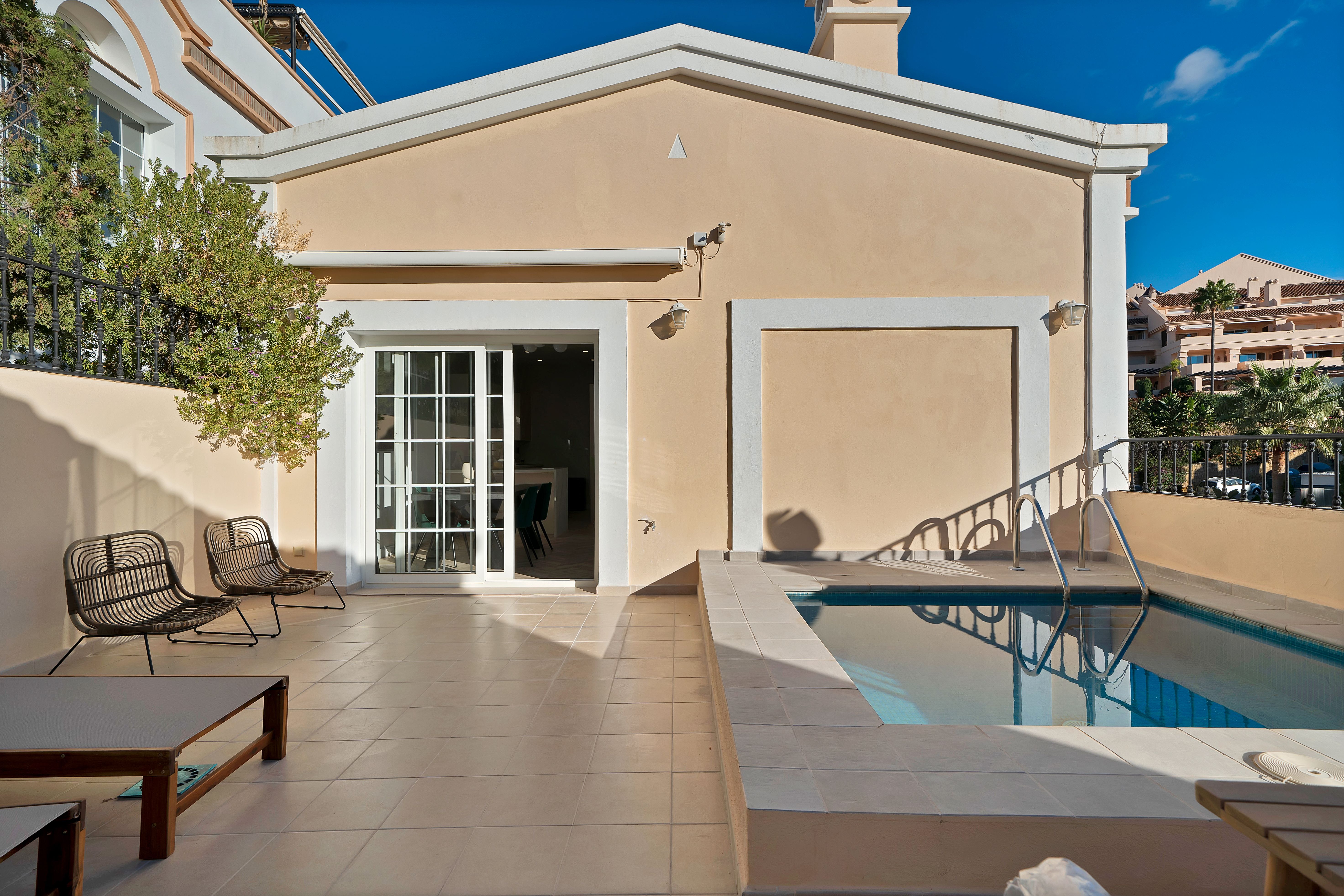 Terrace of Single-family semi-detached for sale in Marbella  with Heating, Parquet flooring and Terrace