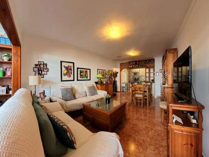 Sala d'estar de Apartament en venda en Tías amb Terrassa, Traster i Moblat