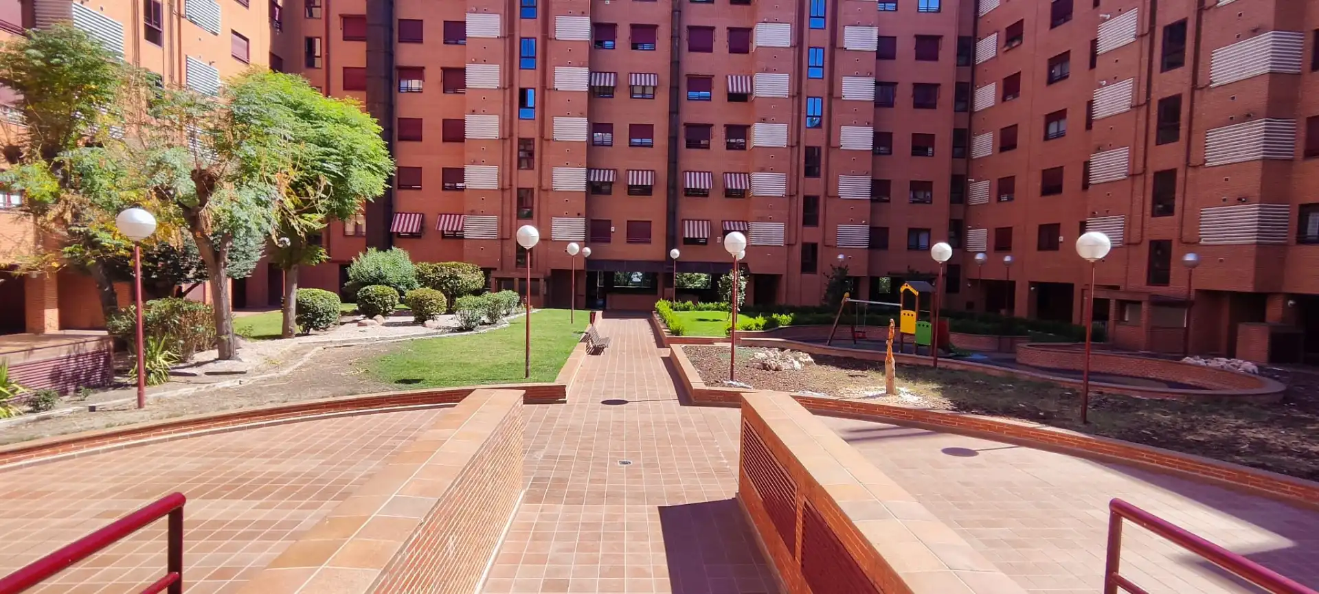 Pis amb piscina en venda a Calle del Corregidor Diego de Valderrábano, imagen 4