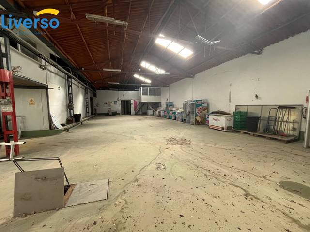 Nave industrial en Venta en Villatoro