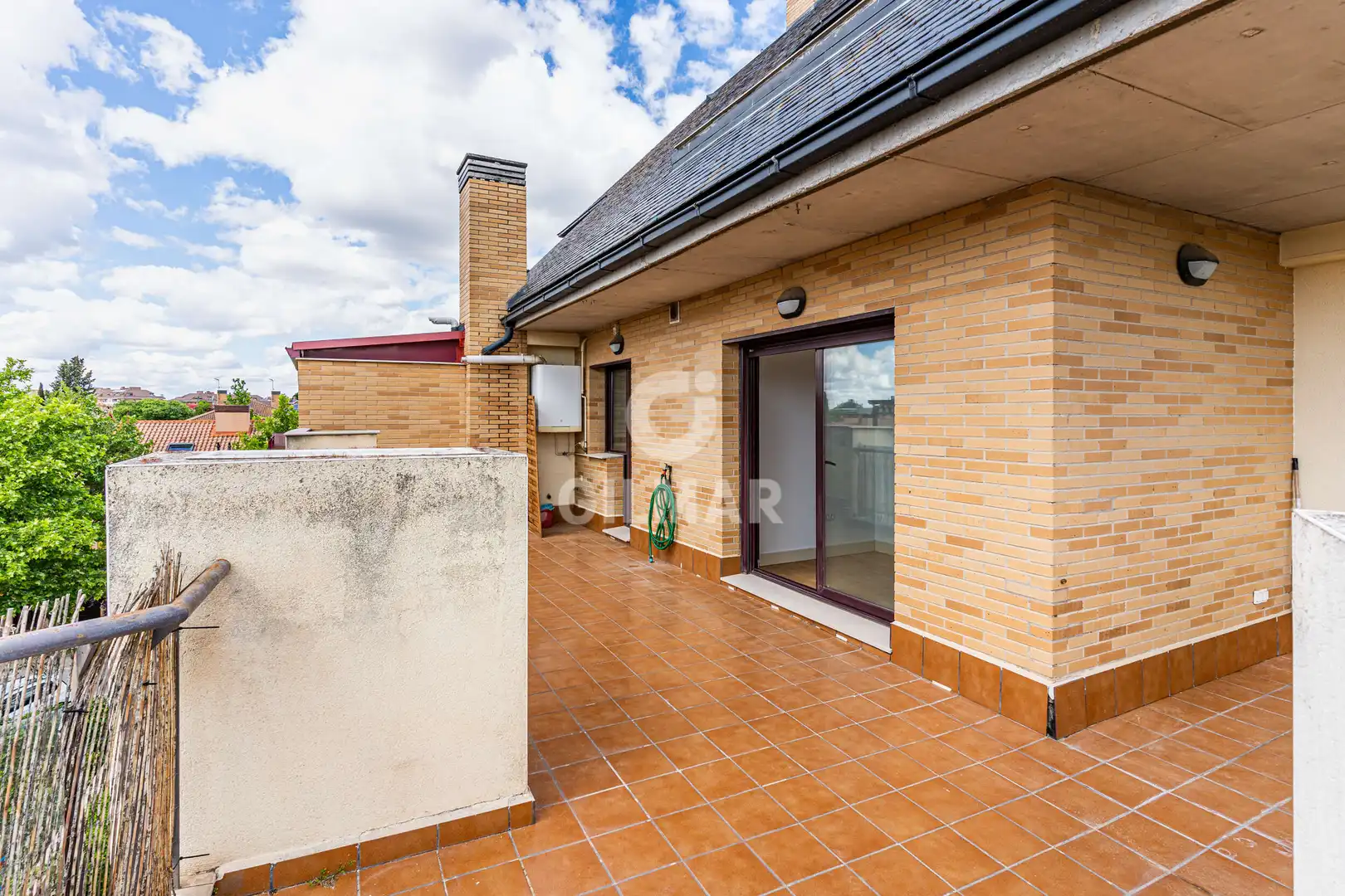 Terrasse von Maisonette zum Verkauf in Boadilla del Monte mit Heizung, Abstellraum und Schwimmbad
