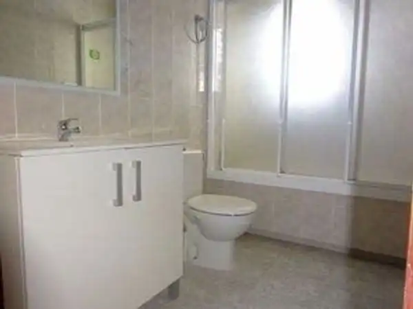 Bathroom of Flat for sale in Valencia