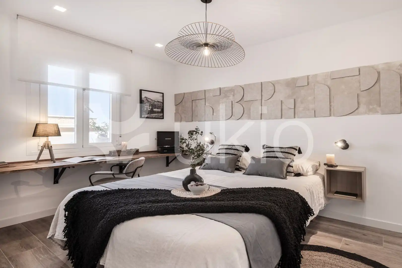 Dormitori de Apartament de lloguer en Madrid amb Terrassa, Moblat i Forn