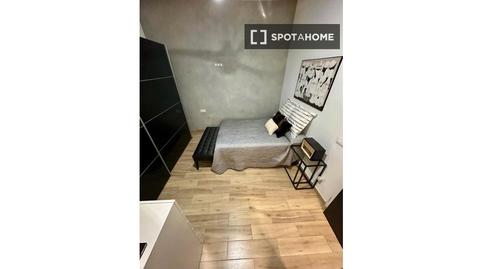 Photo 3 of Flat to share in Creu de Barberà, Barcelona