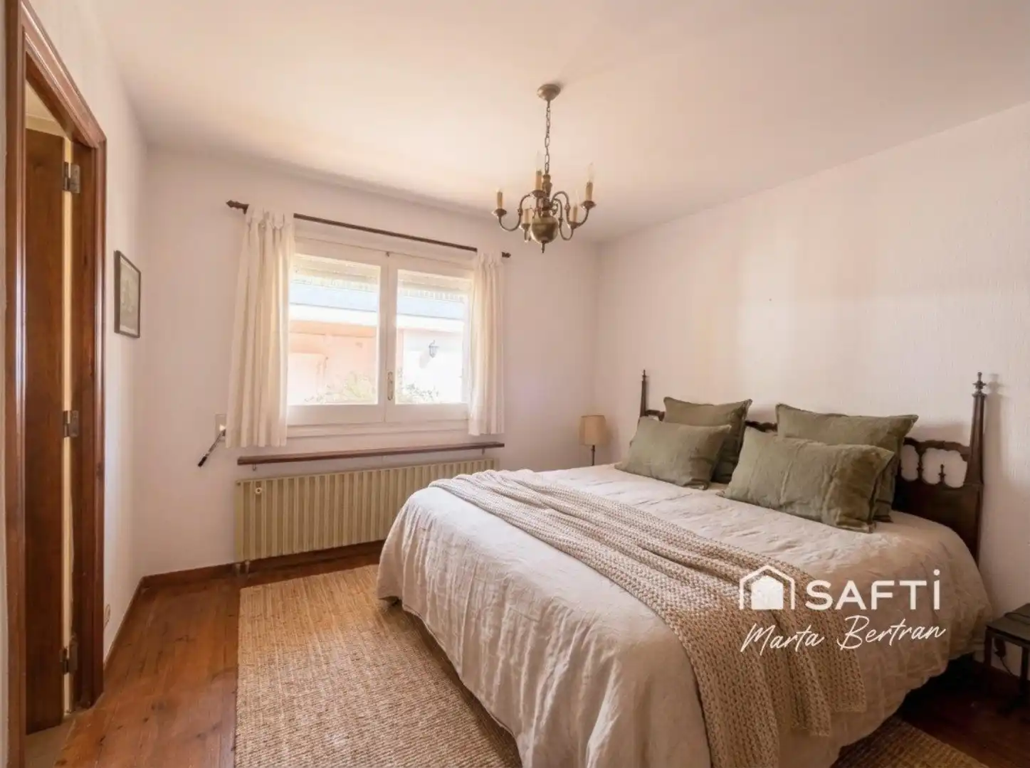 Habitación de Finca rústica en venta en Sant Feliu de Codines con Calefacción, Terraza y Piscina