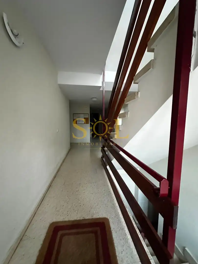 Piso en venta en La Pola de Gordón  con Calefacción, Parquet y Amueblado