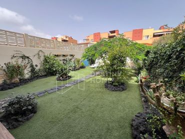 Apartament amb piscina en venda a Guirre