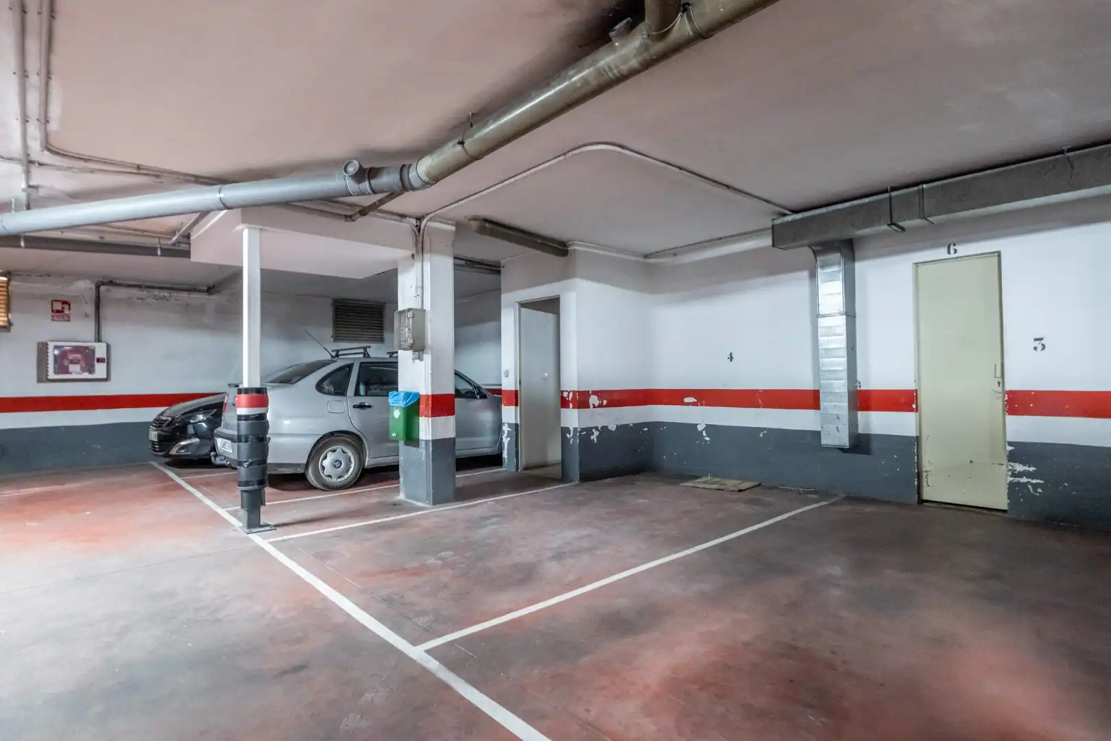 Parkplatz von Wohnung zum Verkauf in Zaragoza mit Klimaanlage, Heizung und Terrasse