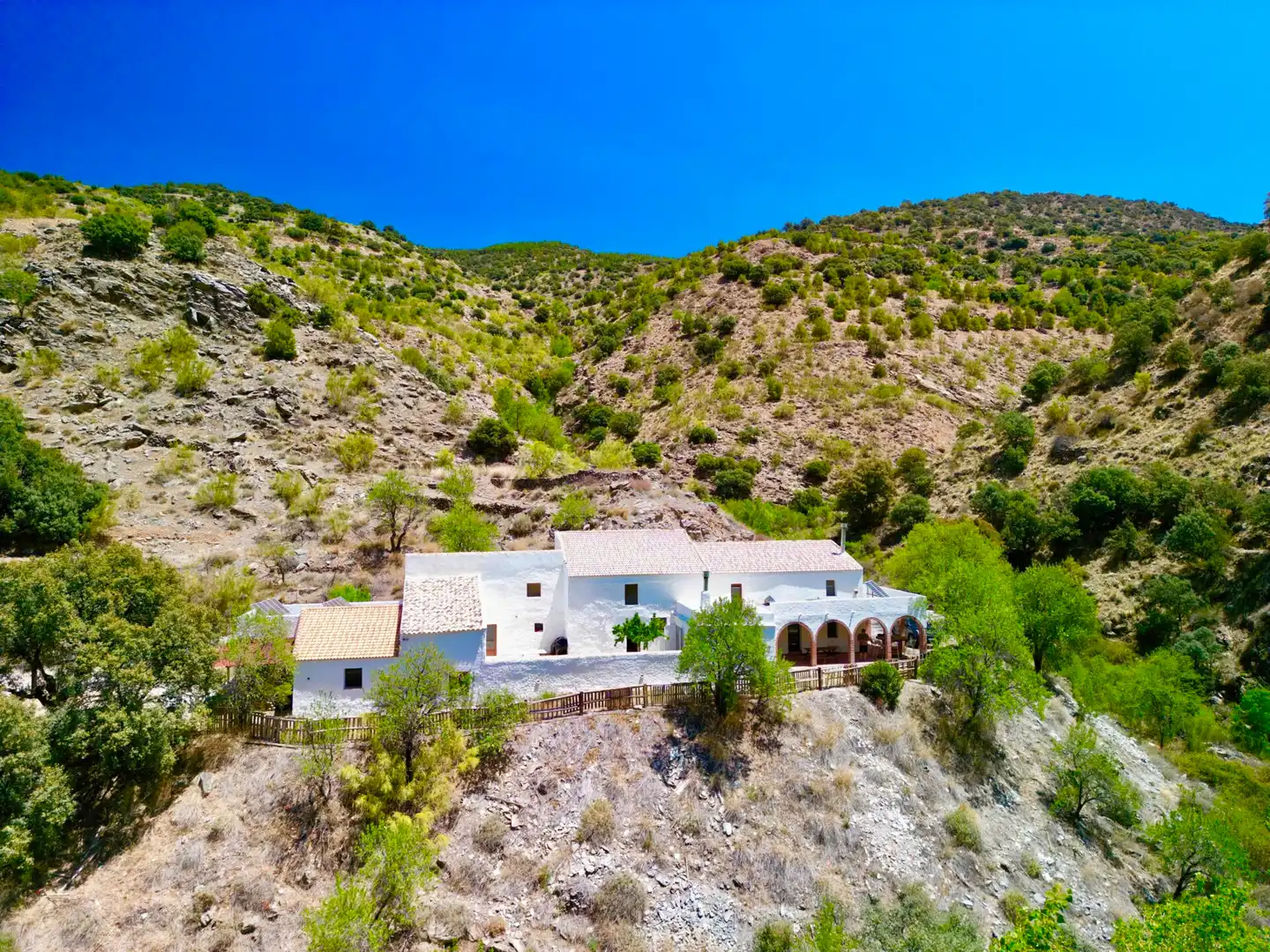 Vista exterior de Finca rústica en venda en Sierro amb Aire condicionat, Calefacció i Jardí privat