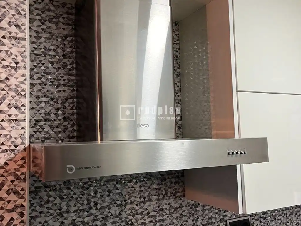 Cocina de Piso en venta en Madrid con Calefacción