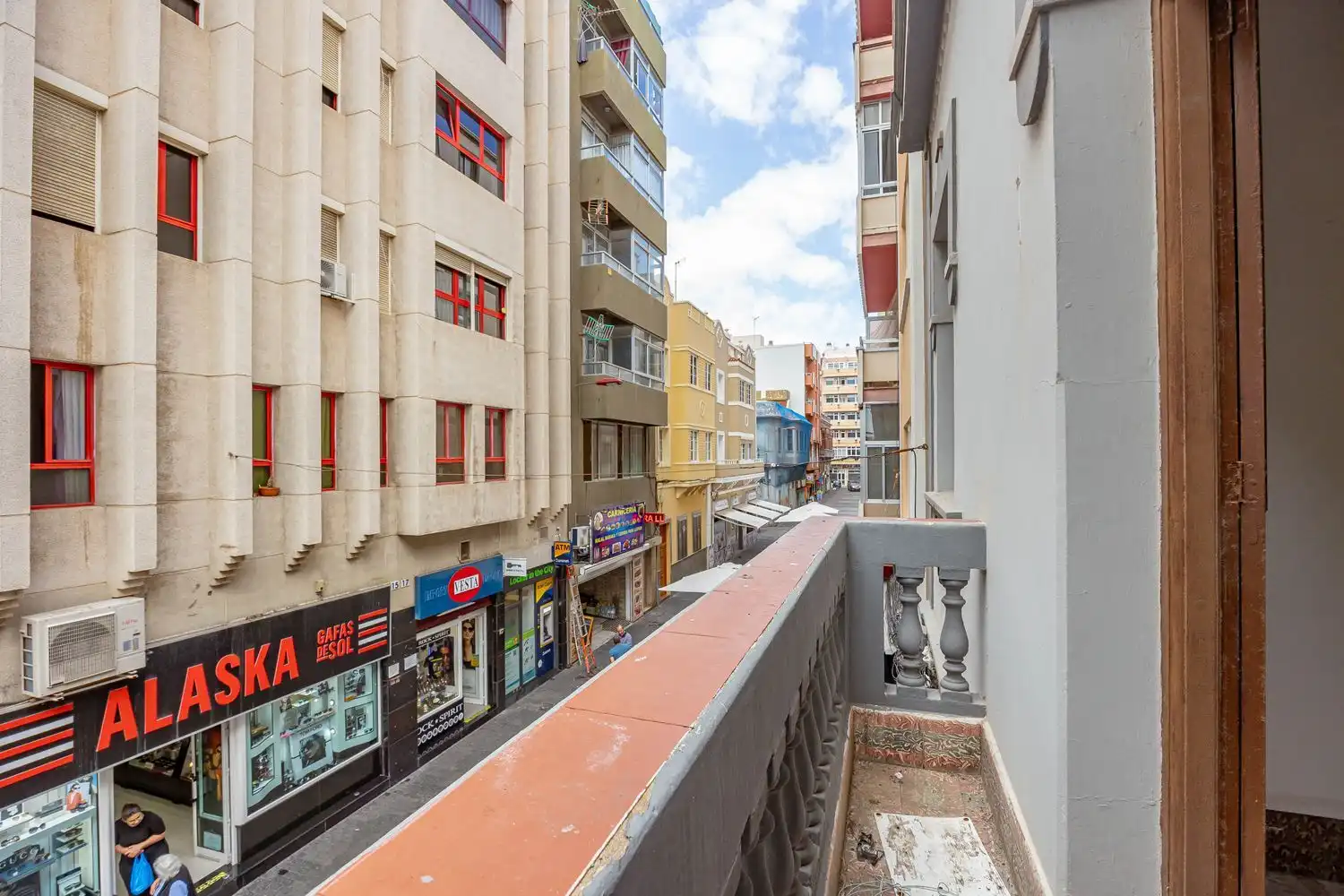 Vista exterior de Piso en venta en Las Palmas de Gran Canaria con Balcón