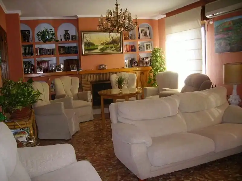 Wohnzimmer von Haus oder Chalet zum Verkauf in Córdoba mit Klimaanlage, Privatgarten und Terrasse