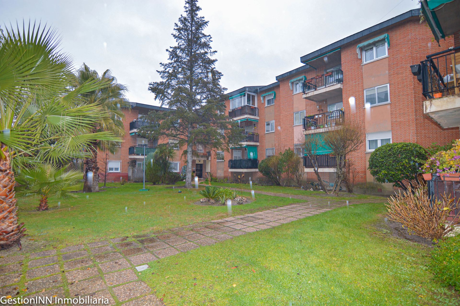 Exterior view of Flat to rent in Villanueva del Pardillo  with Heating, Terrace and Furnished