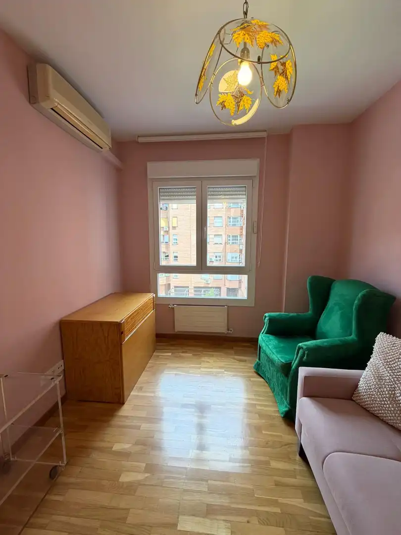 Habitación de Piso de alquiler en Madrid con Aire acondicionado, Calefacción y Parquet