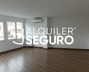 Bedroom of Flat to rent in  Madrid Capital  with Air Conditioner, Heating and Terrace
