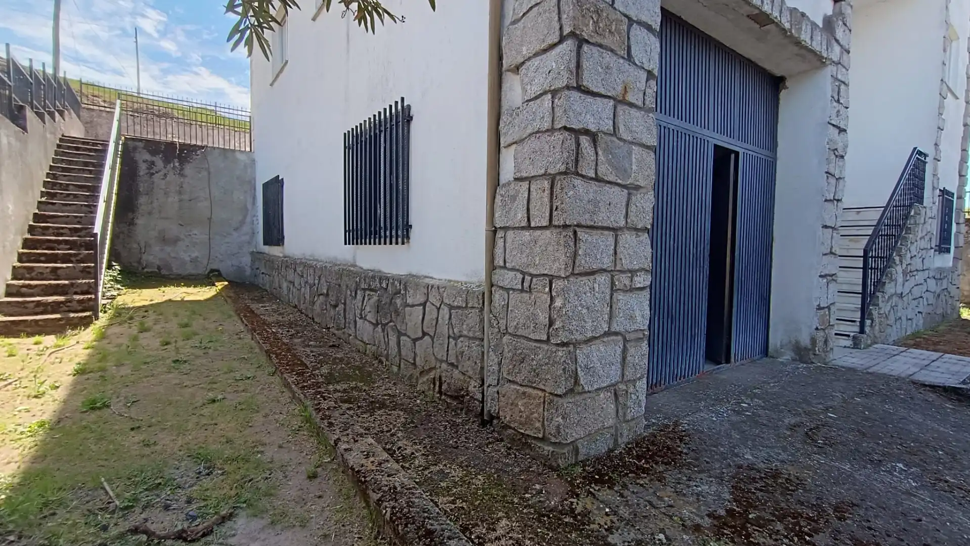 Vista exterior de Casa o chalet en venta en Colmenar de Montemayor con Calefacción y Amueblado