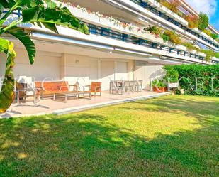 Garden of Flat to rent in Sitges  with Air Conditioner, Heating and Private garden