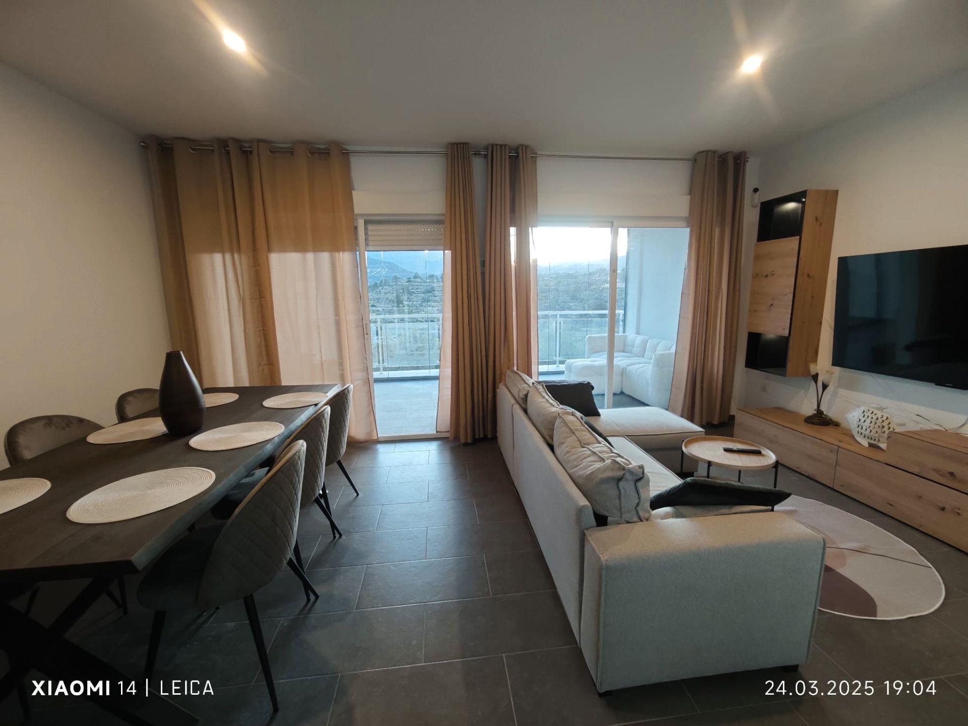 Sala d'estar de Casa adosada en venda en Calpe / Calp amb Jardí privat, Terrassa i Moblat
