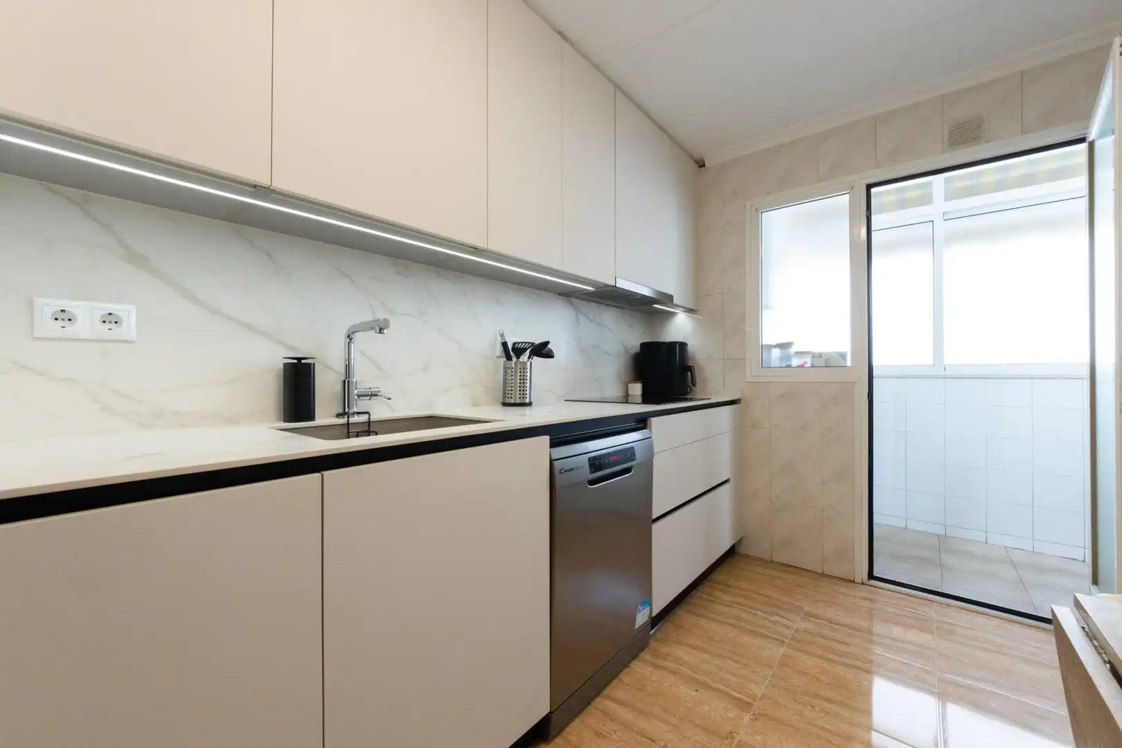 Kitchen of Flat for sale in Reus  with Heating and Balcony