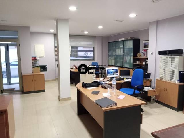 Local comercial en Alquiler en El Pilar