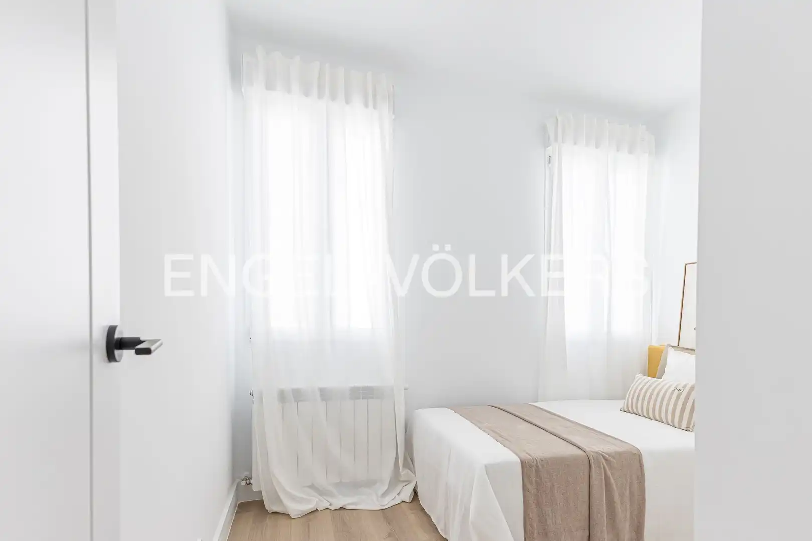 Habitación de Piso en venta en Madrid con Aire acondicionado y Calefacción