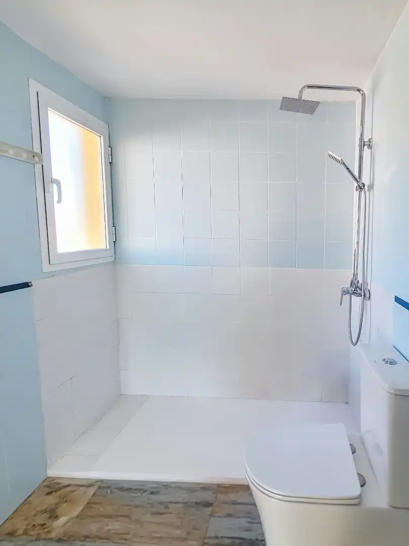 Bathroom of Houses for sale in Islantilla  with Private garden, Parquet flooring and Terrace